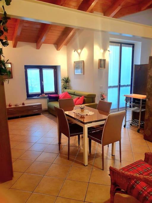 Apartament Dimora Chiaretta Caronno Pertusella Zewnętrze zdjęcie